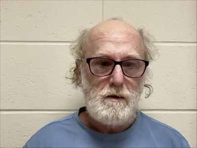 Charles E Henry a registered Sex or Violent Offender of Indiana