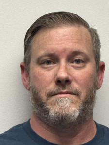 Clifton Lee Furnish a registered Sex or Violent Offender of Indiana