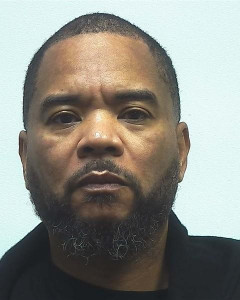 Tracy Lamont Lawrence a registered Sex or Violent Offender of Indiana