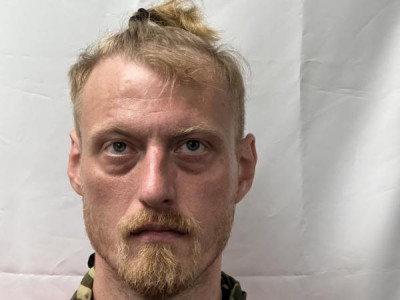 Levi Curtis Wells a registered Sex or Violent Offender of Indiana