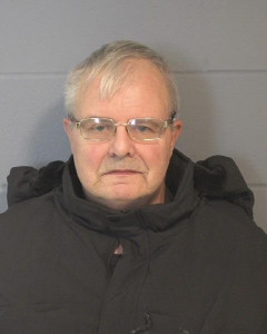 Dexter Lee Hensley a registered Sex or Violent Offender of Indiana