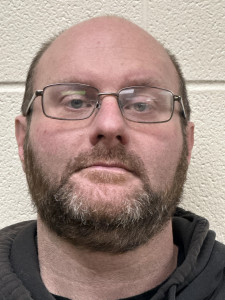Charles Oliver Davis III a registered Sex or Violent Offender of Indiana