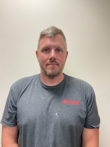 Mason T Zimmer a registered Sex or Violent Offender of Indiana