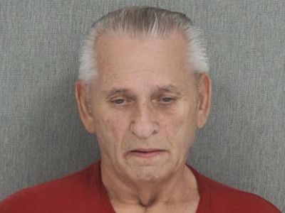 Robert A Vanderhoff a registered Sex Offender or Child Predator of Louisiana