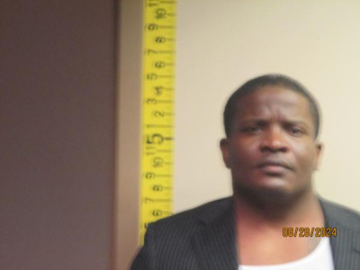 Dexter Demond Hall a registered Sex Offender or Child Predator of Louisiana