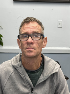 Douglas Joseph Pierson a registered Sex Offender or Child Predator of Louisiana