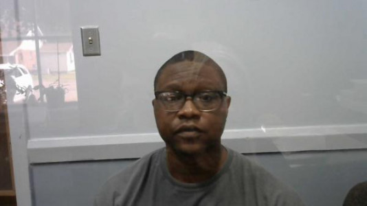 Dennis Tyrone Marshall a registered Sex Offender or Child Predator of Louisiana