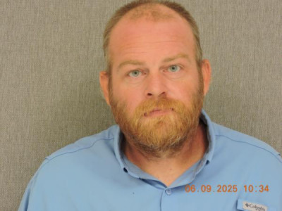 Matthew Wayne Daniel a registered Sex Offender or Child Predator of Louisiana