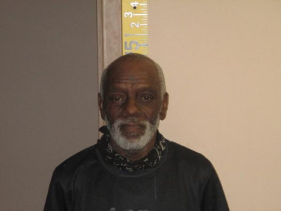 Huey P Woods Jr a registered Sex Offender or Child Predator of Louisiana