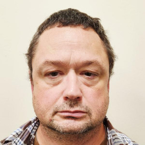 Gary Brooks a registered Sex Offender or Child Predator of Louisiana