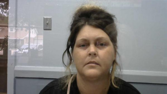 Dawn Marie Searles a registered Sex Offender or Child Predator of Louisiana