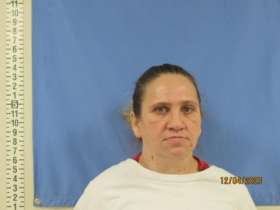 Dinah Ray Sanders a registered Sex Offender or Child Predator of Louisiana