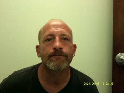 Jesse Lynn Prudhomme a registered Sex Offender or Child Predator of Louisiana