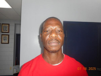 Latravis Remond Thomas a registered Sex Offender or Child Predator of Louisiana