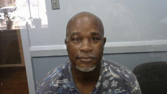 Warren Lloyd a registered Sex Offender or Child Predator of Louisiana