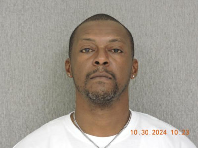 Warren Tremel Green a registered Sex Offender or Child Predator of Louisiana