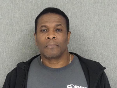 Laron Sullivan Bester a registered Sex Offender or Child Predator of Louisiana