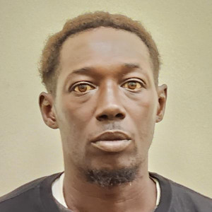 Warren Gene Shavers a registered Sex Offender or Child Predator of Louisiana