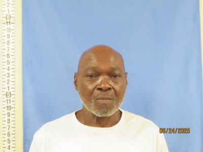 Edward Ray a registered Sex Offender or Child Predator of Louisiana