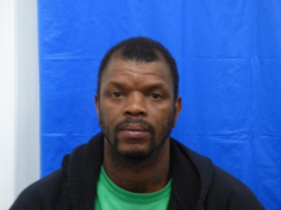 Orenthal James Martin a registered Sex Offender or Child Predator of Louisiana