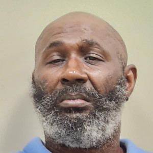 Milton Earl Banks a registered Sex Offender or Child Predator of Louisiana