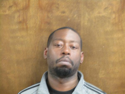 Antonio E Robinson a registered Sex Offender or Child Predator of Louisiana