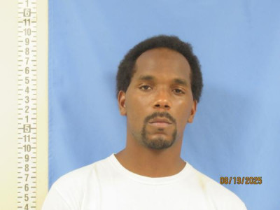 Adrion Michael Grant a registered Sex Offender or Child Predator of Louisiana