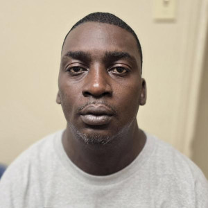 Jenarius Brown a registered Sex Offender or Child Predator of Louisiana