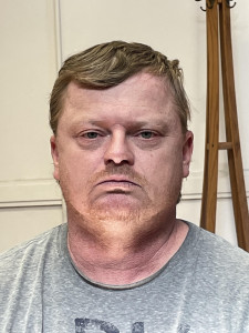 Michael Lee Fennell a registered Sex Offender or Child Predator of Louisiana