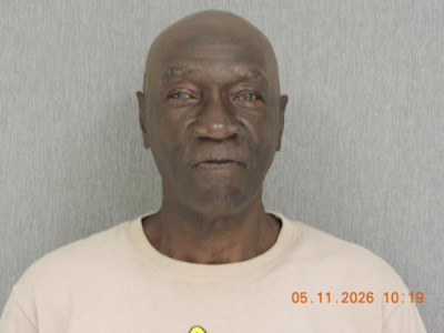 Lester Lewis Davis a registered Sex Offender or Child Predator of Louisiana