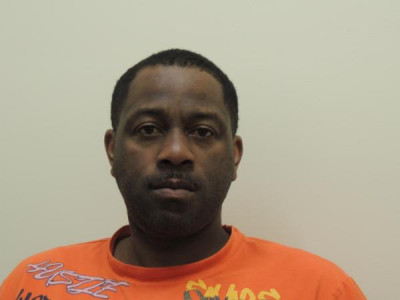 Robert L Davis a registered Sex Offender or Child Predator of Louisiana