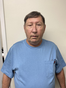 William Douglas Roberts a registered Sex Offender or Child Predator of Louisiana