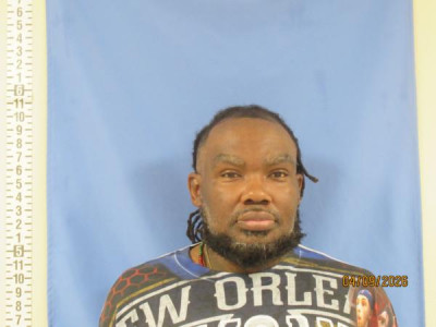 Len Omar Harris a registered Sex Offender or Child Predator of Louisiana