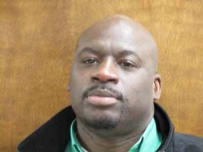 Mario D Mchenry a registered Sex Offender or Child Predator of Louisiana