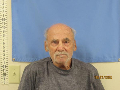 Larry Lee Lilliman a registered Sex Offender or Child Predator of Louisiana