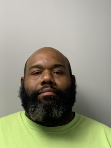 Robert Levar Thomas a registered Sex Offender or Child Predator of Louisiana