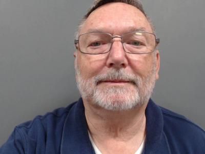 Gary Lee Knedler a registered Sexual Offender or Predator of Florida