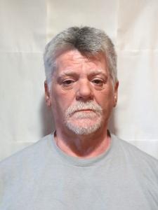 Wayne R Lutz a registered Sex Offender of Maine
