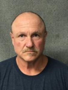 James L Caufman a registered Sex Offender of Wisconsin