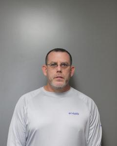 Travis Wayne Miller a registered Sex Offender of West Virginia