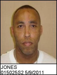 Larry Gail Jr Jones a registered Sex Offender of Virginia