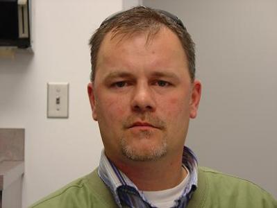 Michael David Everhart a registered Sex Offender of Maine