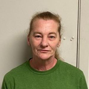 Tracy Lynn Utley Hoots a registered Sex Offender of Texas