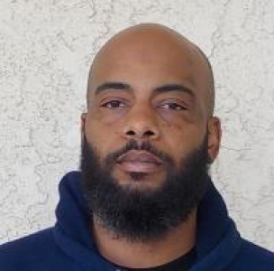 Traveion Lamar Harvey a registered Sex Offender of California