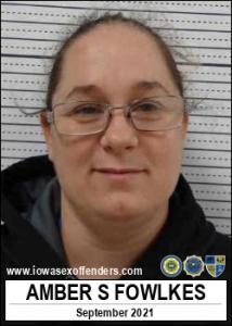 Amber Spring Fowlkes a registered Sex Offender of Iowa