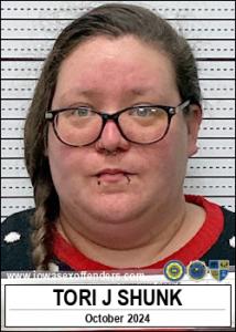 Tori Jean Mae Shunk a registered Sex Offender of Iowa