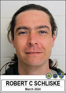 Robert Christopher Schliske a registered Sex Offender of Iowa