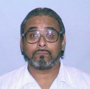 Ramiro Flores a registered Sex Offender of Illinois