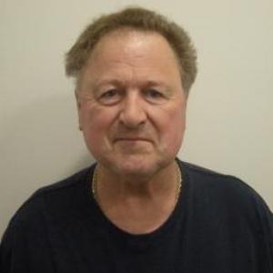 Larry W Crumb a registered Sex Offender of Illinois