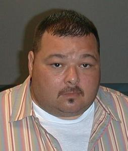 Roberto Binnion a registered Sex Offender of Illinois